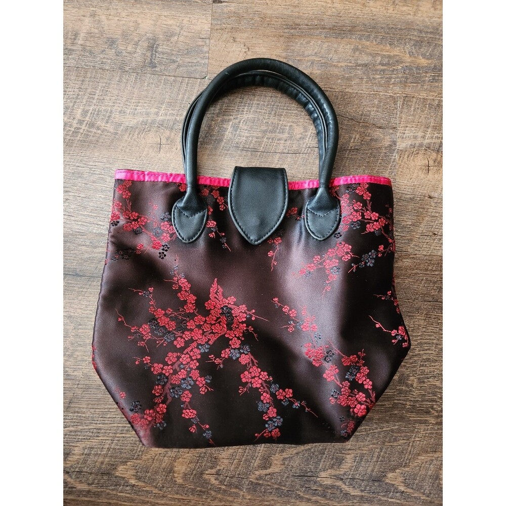 Med size Asian blossoms rayon purse